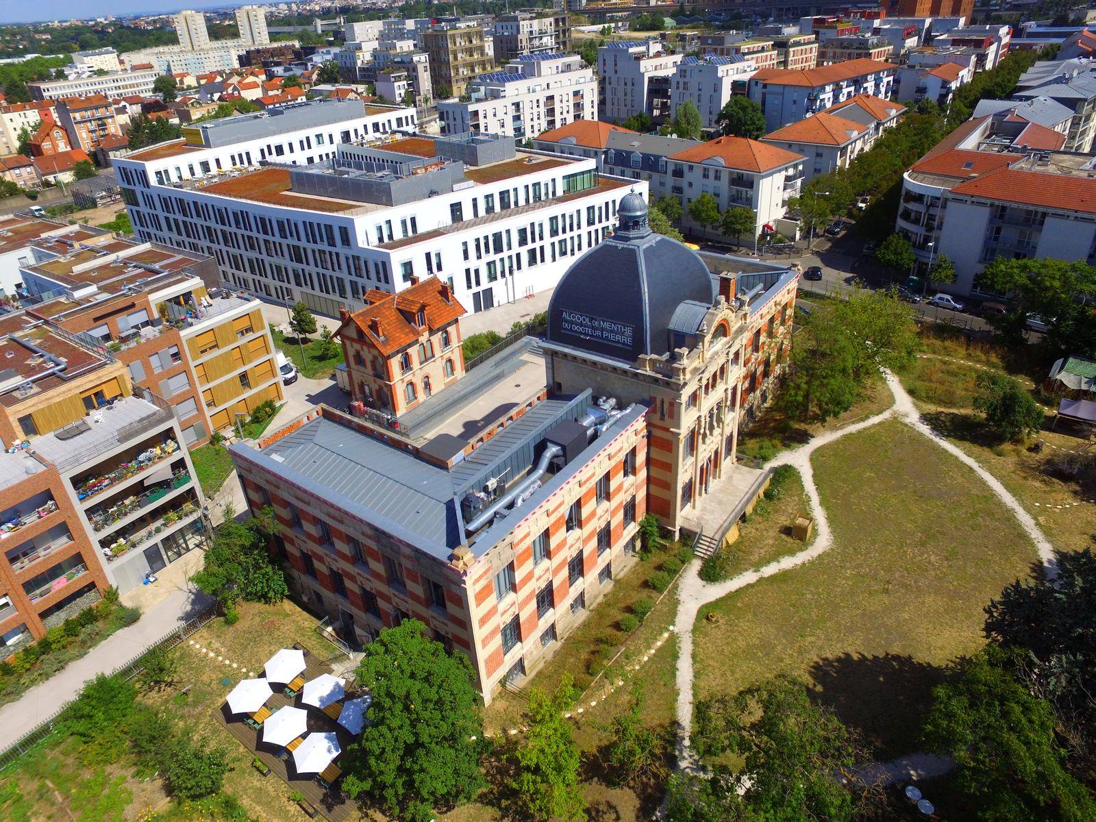 Vue de haut du Château de Nanterre